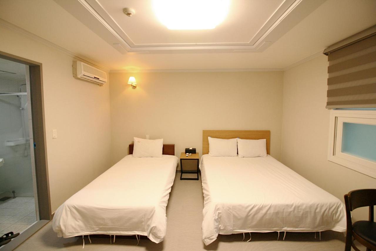 Trevi Hotel جيجو المظهر الخارجي الصورة