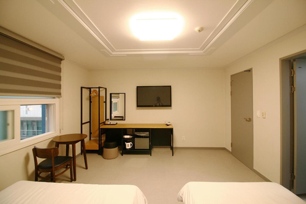 Trevi Hotel جيجو المظهر الخارجي الصورة