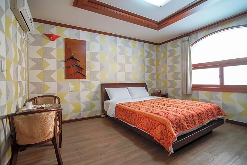 Trevi Hotel جيجو المظهر الخارجي الصورة